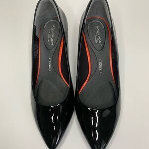 Rockport Total Motion Black Patent Pump. SZ 9M
